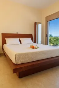 Luxury Villa near Nafplio with panoramic views of the sea, Tolo & Mount Asini. - Image 5