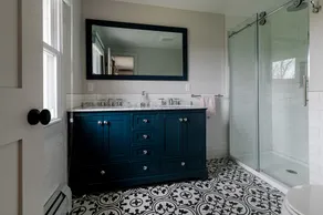 Newly Renovated \"Yellow Door Ranch\" on 7 acres sleeps 10 - Image 4