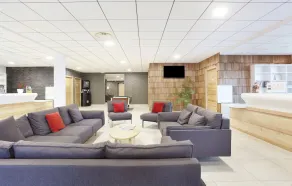 Lejlighedstil Chalet dans les Montagnes | Accès Piscine Chauffée - Image 2
