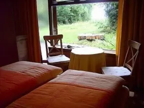 Romantisk sommerhus med båd mellem sø og mose - Image 2