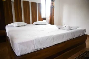Hotel Dynasty Inn - Image 4