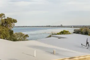 Stunning Couples Retreat with Ocean Views just 300 Metres to Beach - Image 4