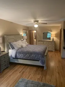 Ultimate Vacation Cottage with 6 passenger golf cart available for small fee! - Image 5