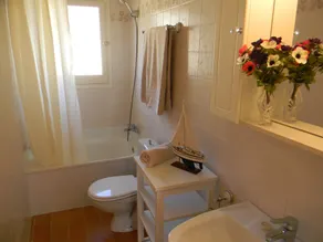 Superb Appartamento con 2 camere con piscina comune - Image 2