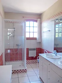 Hervorragende komfortable und geräumige Villa mit schönem Pool, Gard Provencal - Image 2