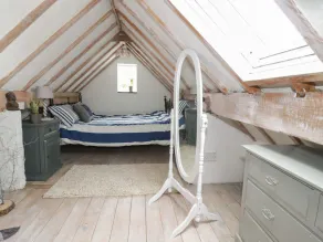 LITTLE HOUSE, pet friendly, with open fire in Red Wharf Bay - Image 3