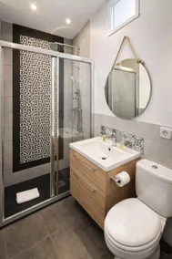 Plaza Mayor City Center Apartment - Image 2