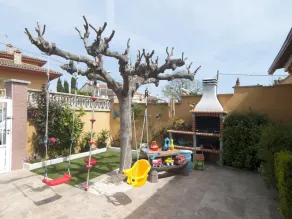 Pleasant house with private pool 750m from the sea - Image 2
