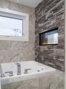 Luxury Home in Quiet Neighborhood near Downtown with Fast Wi-F & 3 Workspaces - Image 3
