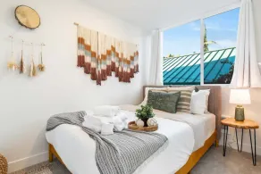 Perch - The Ashworth 67: Chic 3 BR North Queen Ann Retreat with Parking - Image 4