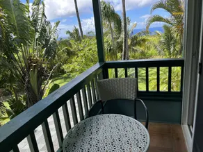 North shore Maui ocean view B and B room 3 - Image 3