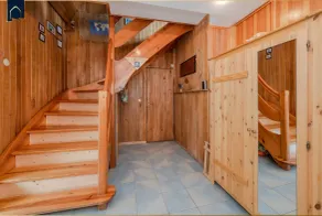 House - Image 2