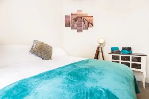 Beautiful Central Exeter Apartment 5 min walk quay - Image 5