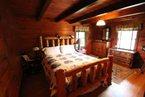 Your Secluded Country Oasis - 70 Acres with Private Lake-Welcome to SkyFall! - Image 4