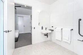 Clare Hillside Apartments - Image 2