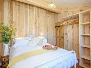 2 bedroom accommodation in Croft, near Skegness - Image 4