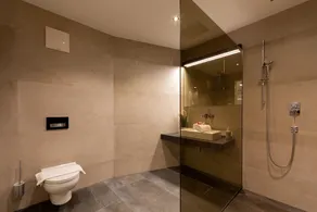 Apartamento con 2 dormitorios para 4 personas - Image 3