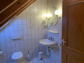 Alquiler-Baño privado-Vista al patio-Sonnenberg - Image 2