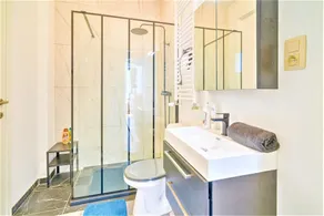 1-bedroom lodge in Antwerp Centre - Image 2