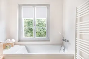 Maison Avec vue sur le Lac, Plage 200m - Image 2