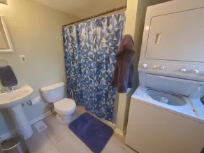 Cozy \"Hospitality Suite\" Centrally Located In Baltimore's Federal Hill Area - Image 3
