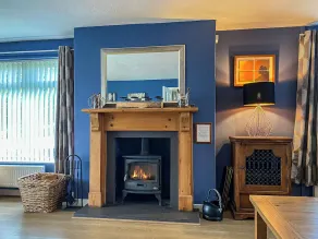 4 bedroom accommodation in Benllech, near Llangefni - Image 3