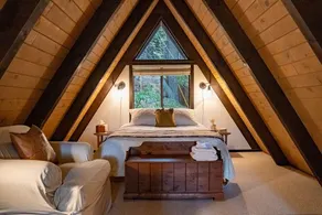 Rustic Cozy Lofted A-Frame Chalet Minutes from the Sequoias - Image 4