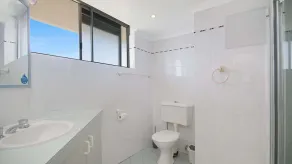Points North 12-75 - Beachfront Coolangatta with Spectacular Views! - Image 2