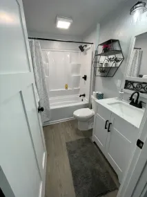 Beautifully remodeled 4 BR home w/ in-ground pool - Image 5