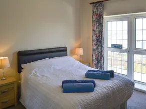 3 bedroom accommodation in Caister-on-Sea - Image 5
