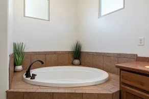 Red cliff views! 2 Kings! Private hot tub! Pool! - Image 3