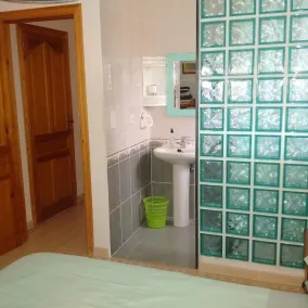 Luxury 6 Bedroom Family Villa with 10m x5m Heated pool air-con every room Wi-Fi - Image 3