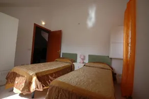 Il Libeccio A3 Apartment mit 2 Schlafzimmern und Zugang zum Garten und zum Pool - Image 2