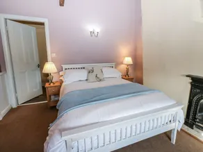 Ewe Cottage - Image 5