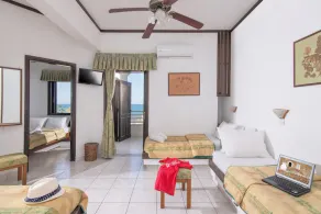 Family Apartment With Beautiful Sea View - Image 5
