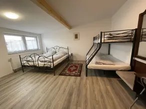 8P-Modern and newly renovated spacious apartment on two levels - Image 5