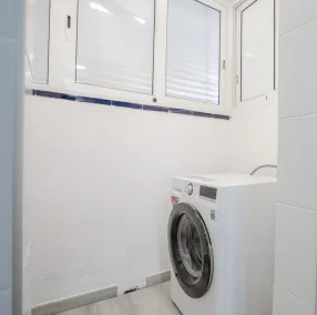 Precioso Apartamento con Piscina en la Playa de Torredembarra - Image 2
