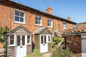 A cozy cottage on the North Norfolk coast - Image 4