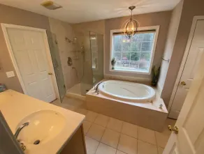 Saratoga Retreat with Private Hot Tub and Heated Saltwater Pool - Image 3