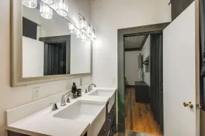 Modern Greenwood Studio < 1 Mi to Downtown! - Image 2
