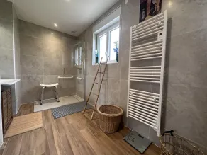 Cozy lodge with SPA, pets allowed and parking - Image 2