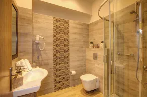 **NEW FOR 2016** Exclusive and private villa with pool - Image 2