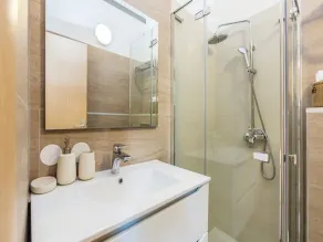 Apartment mit Sauna, Pool und Terrasse | Wasserblick - Image 5