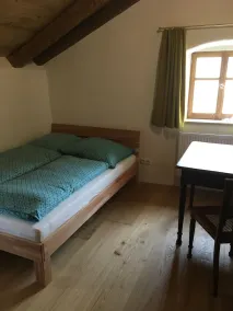 Cozy vacation home in a listed 18th century Jura house - Image 4