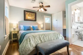 1/1 cozy private Zilker cottage!Wonderful area,walk to park and Barton Springs - Image 4