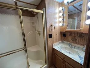 Palmetto Paradise Houseboat - Image 4