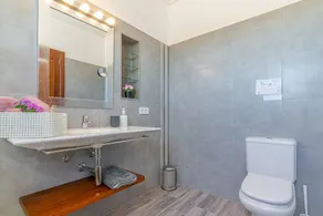 Holiday Home 'Vanessa' with Mountain View, Private Pool and Air Conditioning - Image 3