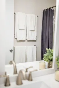 SoPi Cottage - Walk to Town - King Bed - Image 4