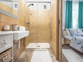 Apartamento moderno ideal para familias - Image 2