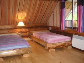 Champagne log cabin with SWIMMING POOL (summer) and SAUNA (winter) - Image 4
